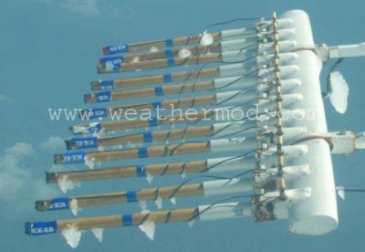 Ice Crystal Engineeering 150 Gram Glaciogenic Pyrotechnics.jpg